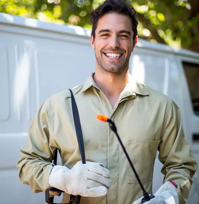 Why Ypsilanti Homeowners Trust Ypsilanti Pest Control Pro for Outdoor Mosquito Control?